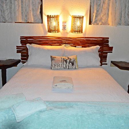 Bona Ngwenya Lodge & Safaris Марлот Парк Екстериор снимка