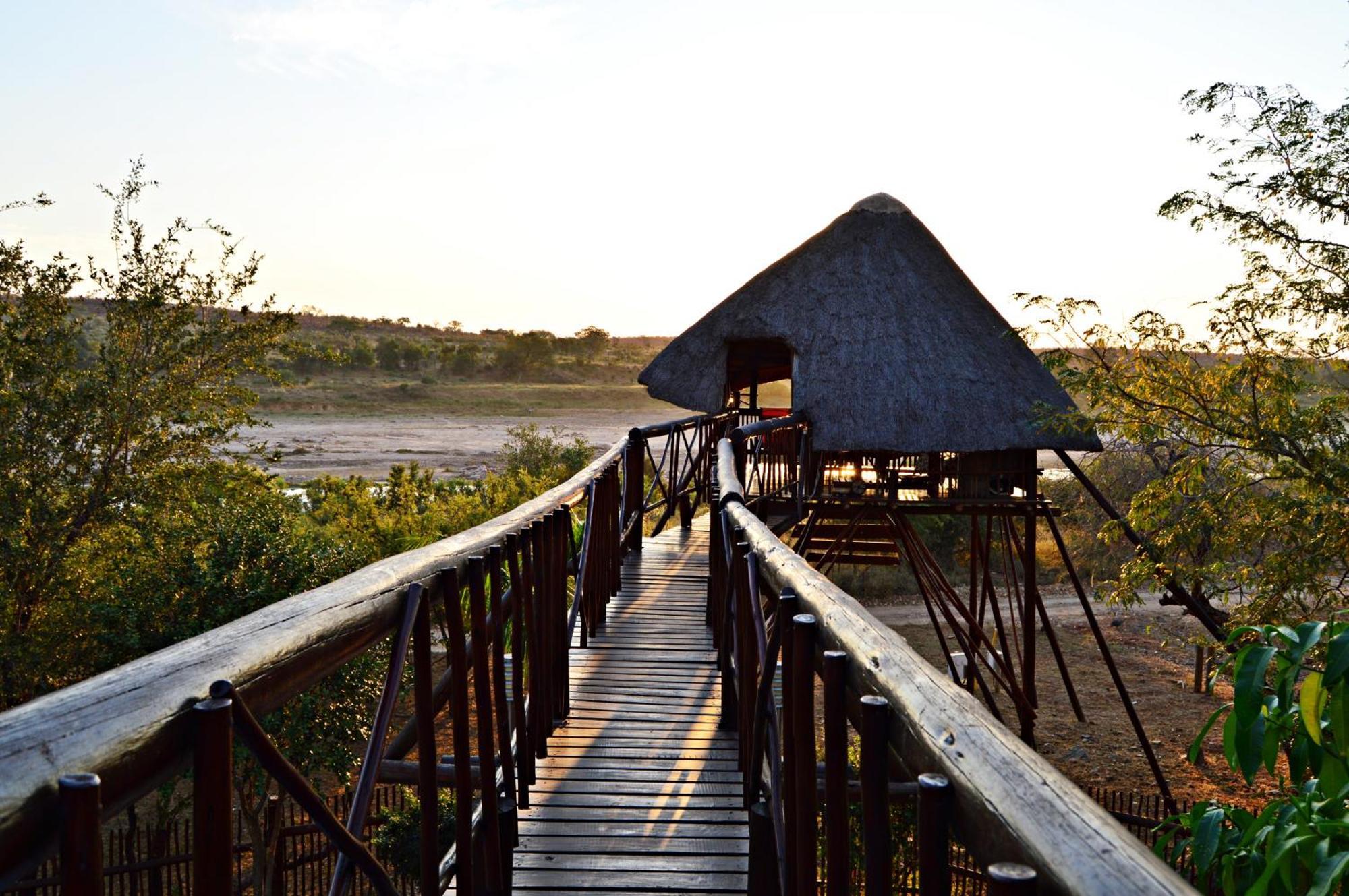 Bona Ngwenya Lodge & Safaris Марлот Парк Екстериор снимка