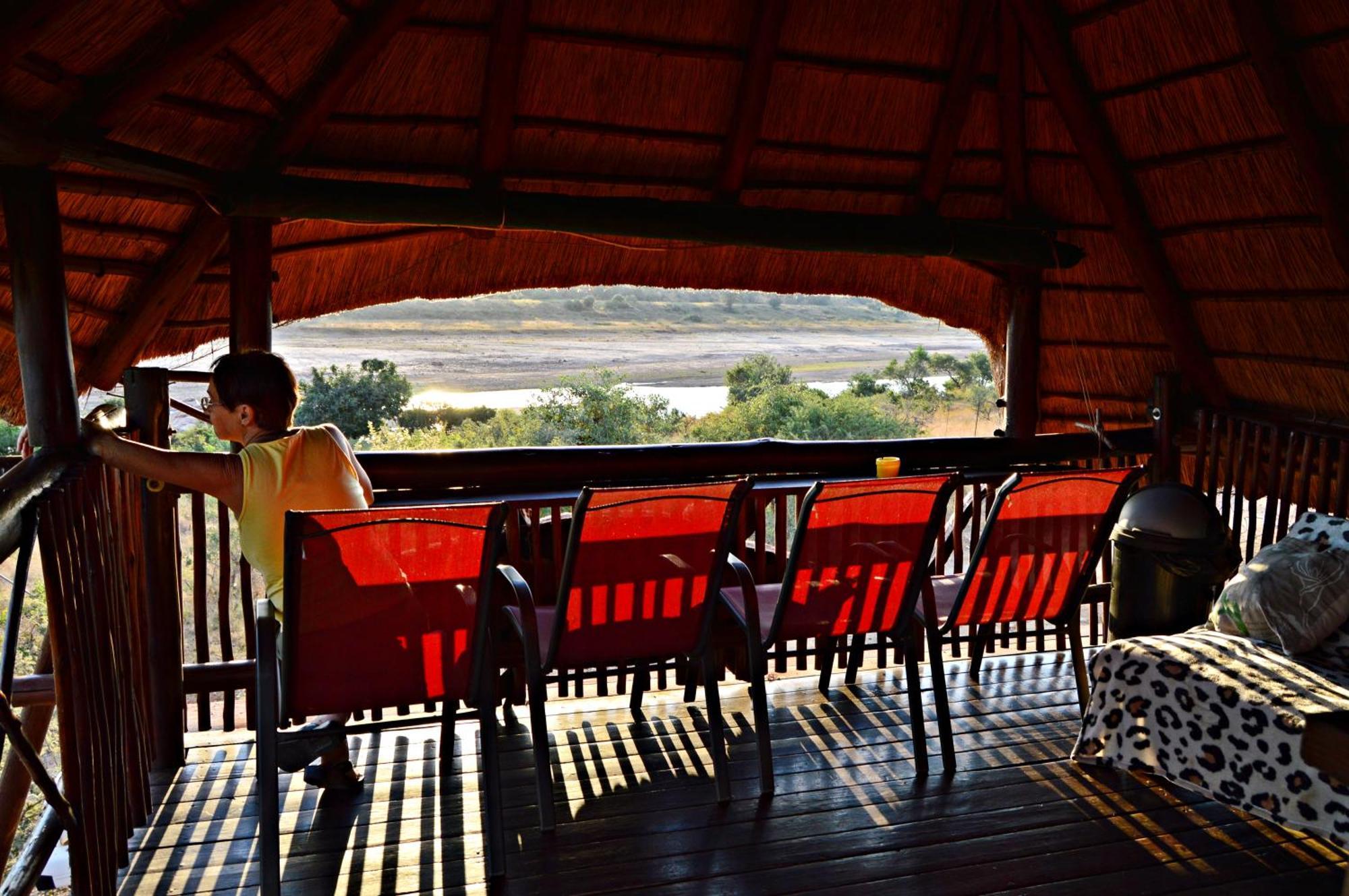 Bona Ngwenya Lodge & Safaris Марлот Парк Екстериор снимка