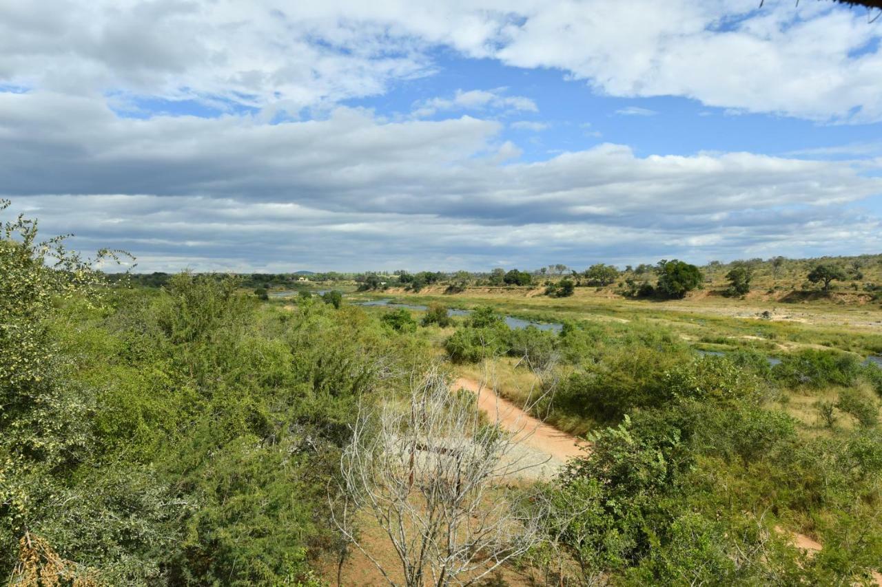 Bona Ngwenya Lodge & Safaris Марлот Парк Екстериор снимка
